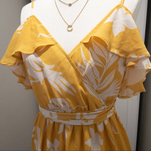 Floral High Low Dress - Picture 3 of 4